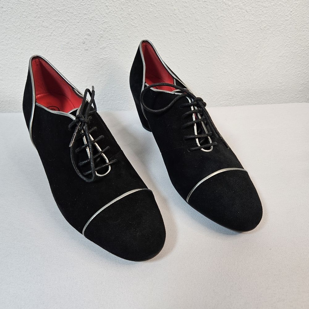 Pas De Rouge  Size 38 US 7.5 Black Suede Mary Jane Shoes Narrow